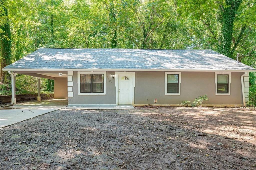 Adorable renovation minutes from Downtown Atlanta in Utoy Hills! This home features modern color paint, new carpet, hardwood floors, open floor plan, new double-pane windows, and a large master suite. Walking distance to multiple bus stops and West Lake Transit. Tenant pays all utilities. 1-3 year lease options. W/D not provided on the hookup. Full leasing application process to include: tenant screening, application materials must include all first and last name of adults and children that are to occupy resident. Each tenant on lease will have a credit report check, a nationwide eviction search, and a nationwide criminal background check performed. No exceptions to this. Proof of income (such as two months of pay stubs, two months of bank statements or W-2 tax documents if self-employed) and verbal employment verification. Non-negotiables: no bankruptcy and no eviction. No pets. Rent is $2175. Credit score requirement is 581+. Security Deposit: A credit score of 581-650 requires 1.5 times the monthly rent in security. Over 650 is 1 times the rent plus $500 in security. The security deposit must be paid in order to secure the property. Applicants are required to obtain renter's insurance and show proof of such prior to the lease commencement date. If documentation is not provided, possession of the property will not be granted until receipt of the required documentation. Beautiful Renovated Home in the City, 3 Bedrooms/2Baths