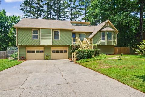 Homes For Sale - 2075 Arrowhead Trail<br/> Marietta, GA 30062