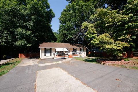 A home in Austell