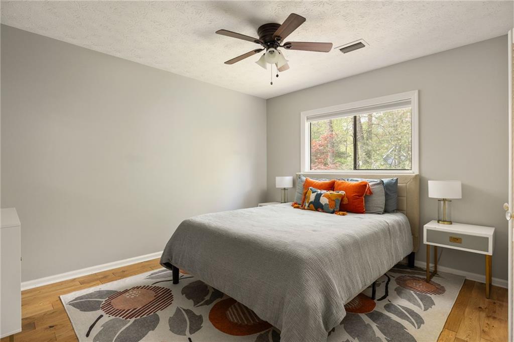 4727 Emily Drive, Lilburn, Georgia image 32