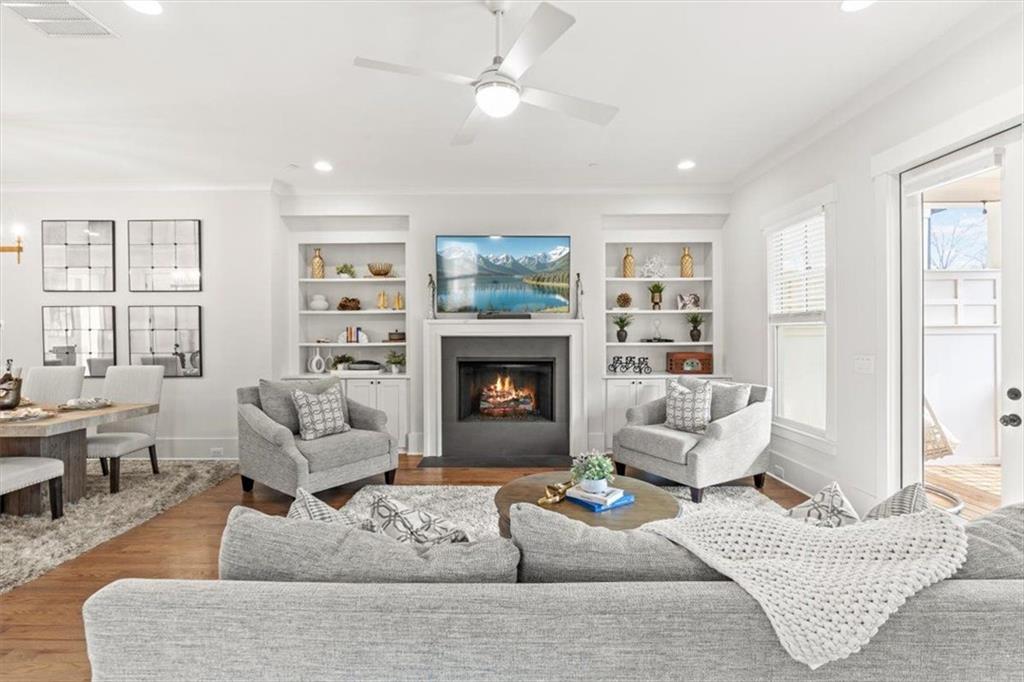 1049 Endeavour Court