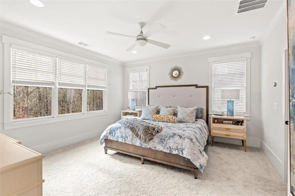 1049 Endeavour Court