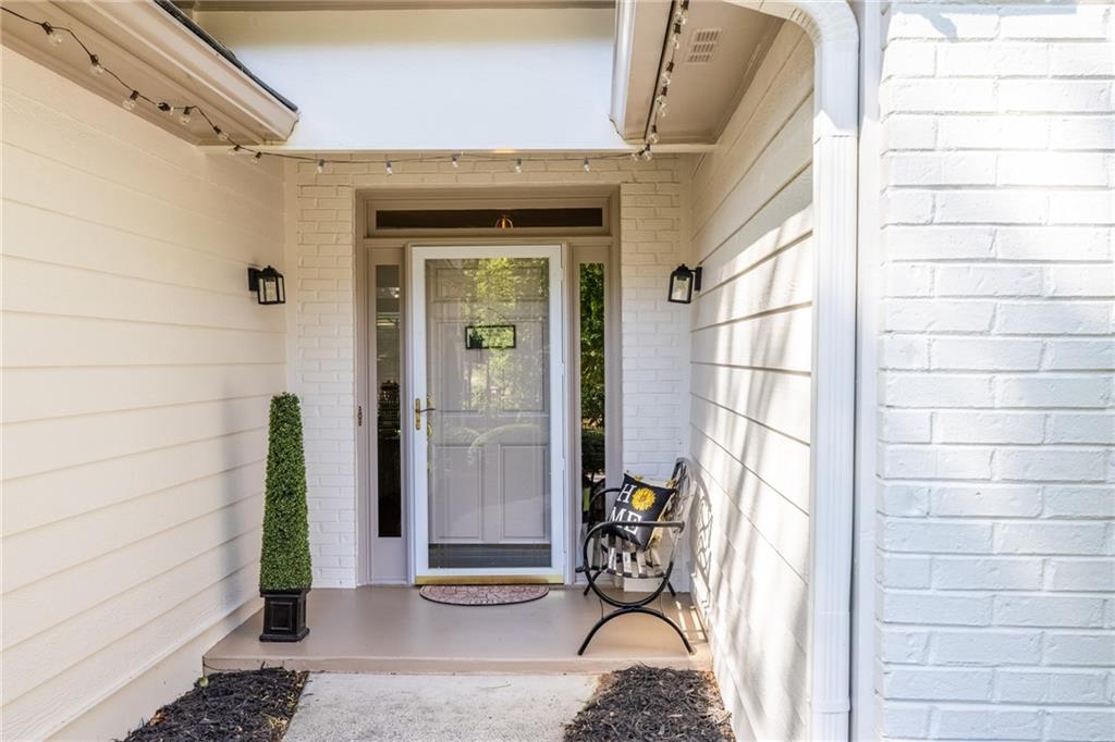 4111 Huntcliff Drive