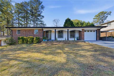 Homes For Sale - 6413 Maddox Road Rd<br/> Morrow, GA 30260