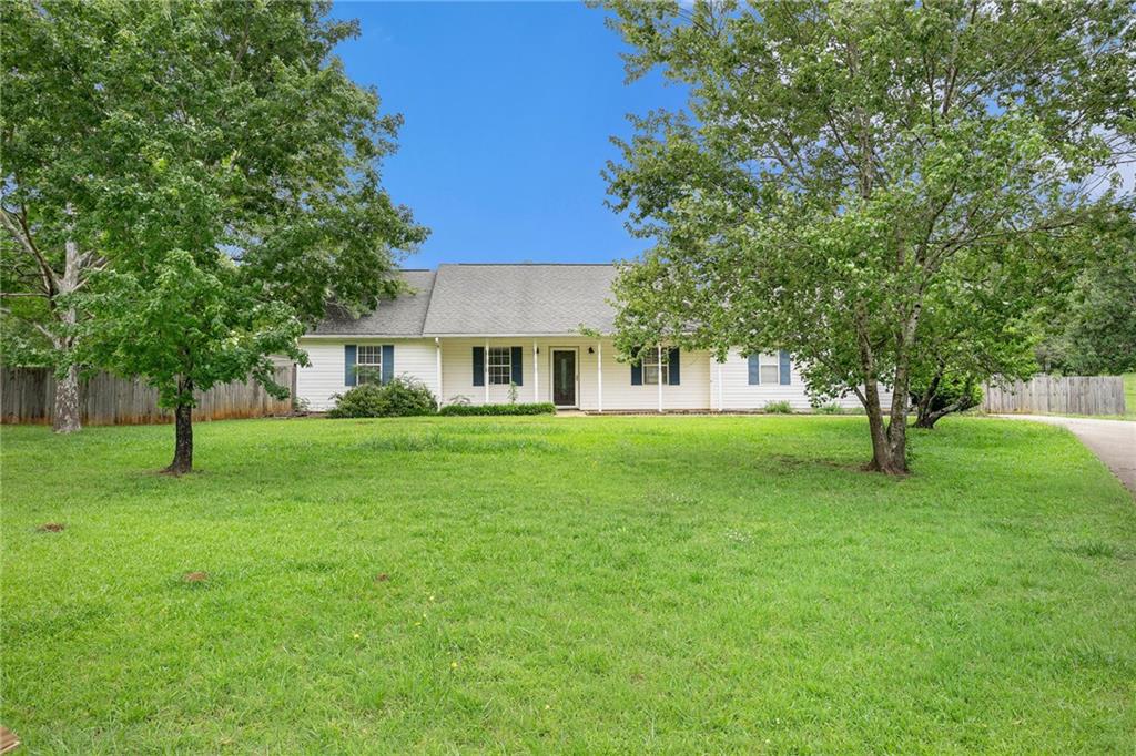 75 Plantation Lane, Locust Grove, Georgia image 2