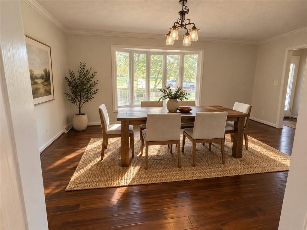 306 Pheasant Run SE