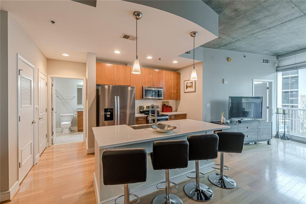 950 W Peachtree Street NW 610