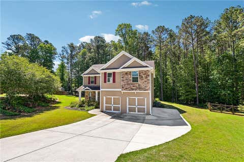 Homes For Sale - 252 Stone Lake Drive<br/> Paulding County, Dallas, GA 30157