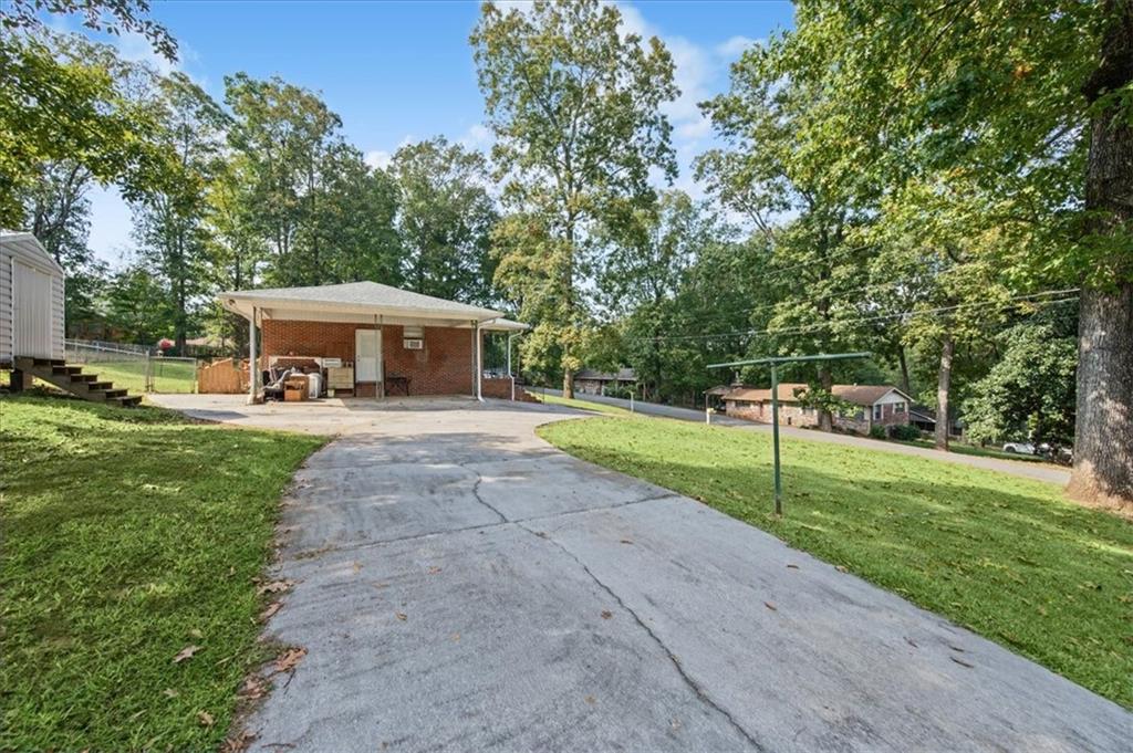 40 Summit Drive SE