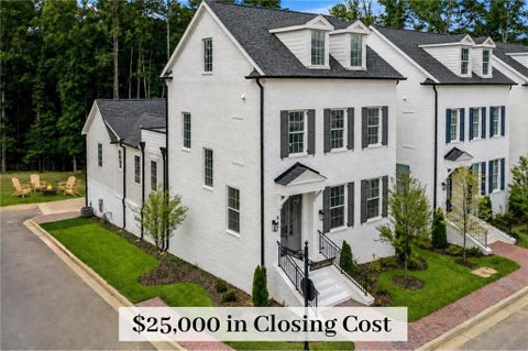 Homes For Sale - 940 Laurel Brooke Avenue<br/> Fayette County, Peachtree City, GA 30269
