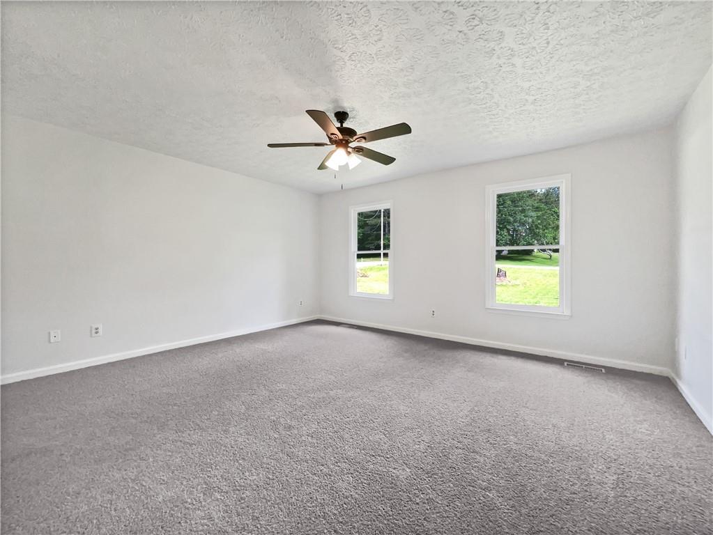 28 Boulder Drive, Carrollton, Georgia image 5