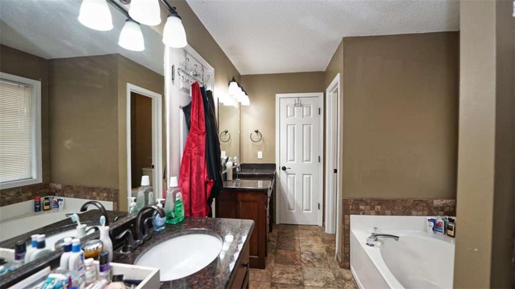 1049 Fieldstone Drive, Canton, Georgia image 25