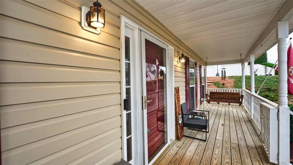 1049 Fieldstone Drive, Canton, Georgia image 4