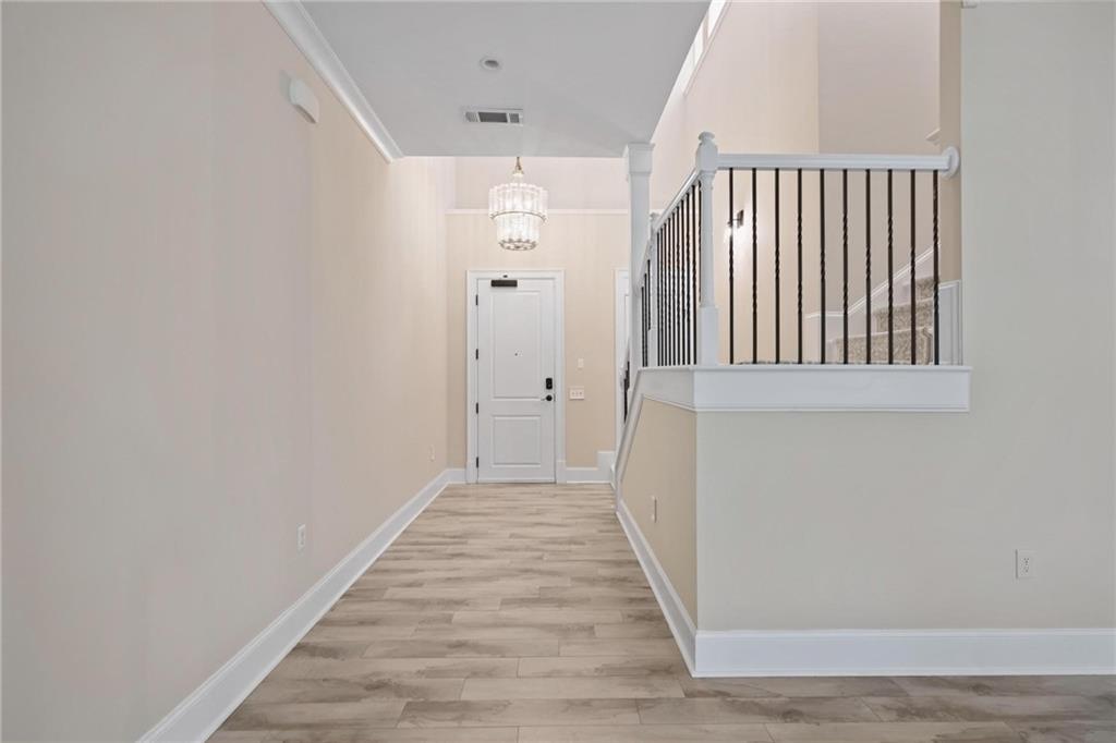 351 WASHINGTON Avenue NE 309
