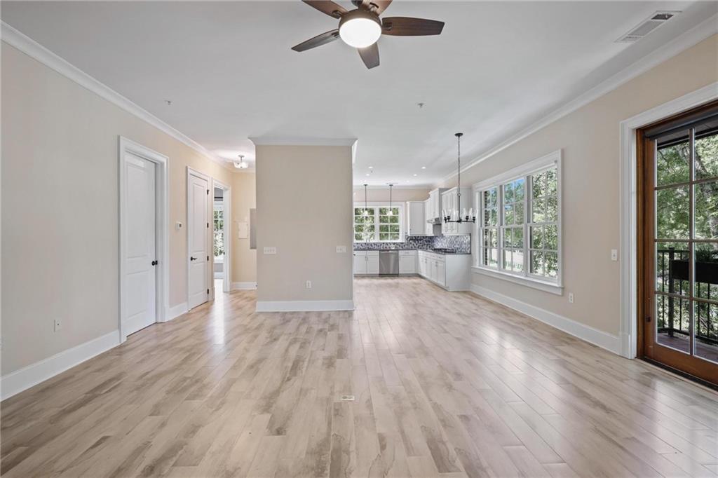 351 WASHINGTON Avenue NE 309
