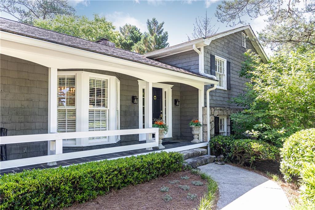 3099 Farmington Drive SE