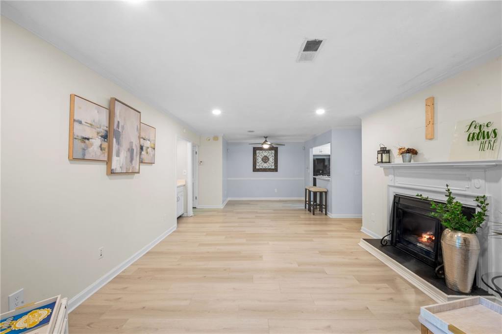 2706 Suwanee Way SE 12