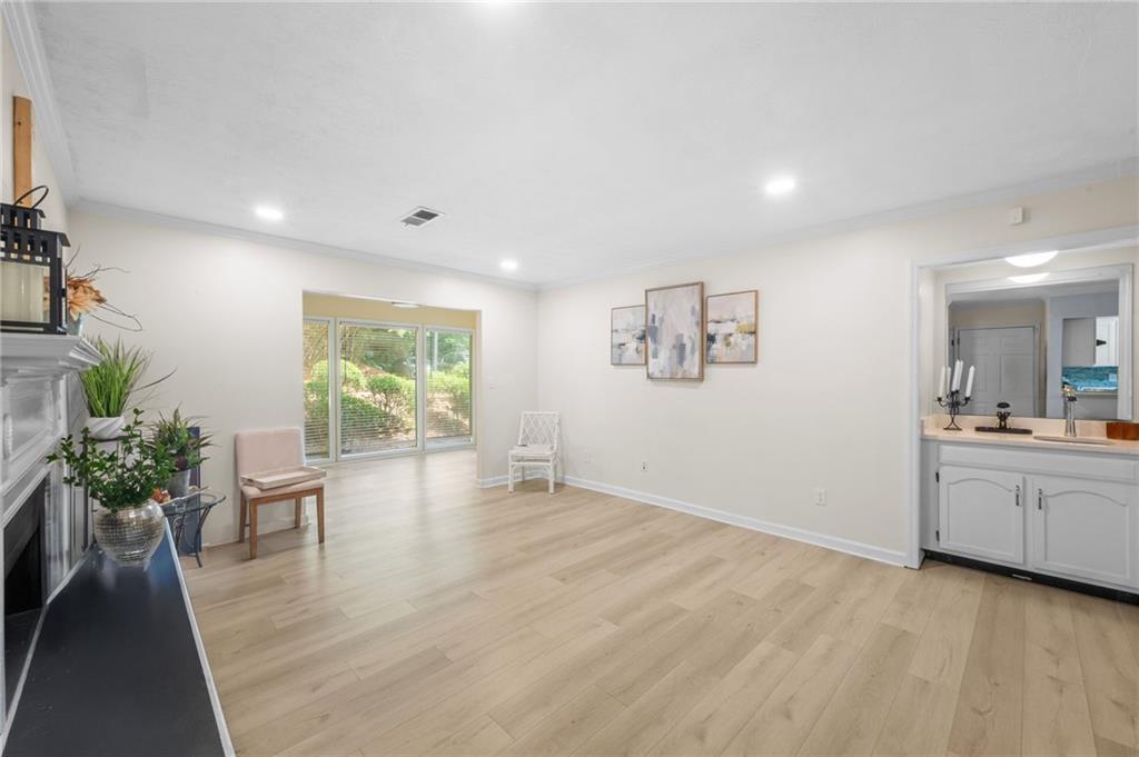 2706 Suwanee Way SE 12