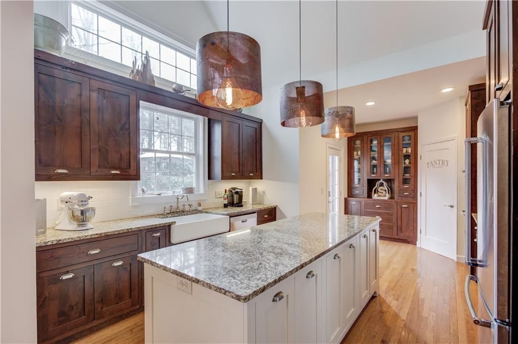 Photo of 91 Saint Martin Drive, Suwanee, GA 30024 (MLS # 7695301)