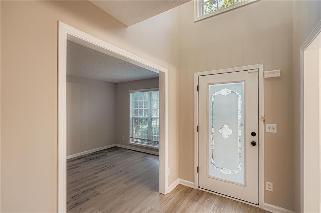 1570 TWIN BRIDGE Lane