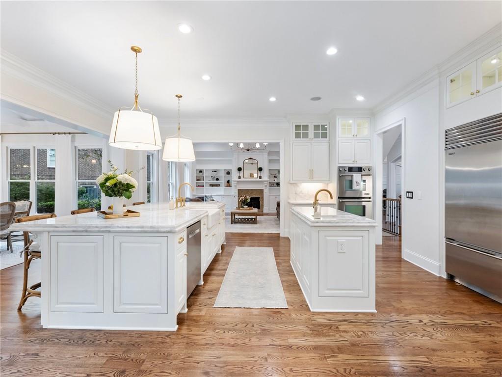 2202 Crimson King Drive