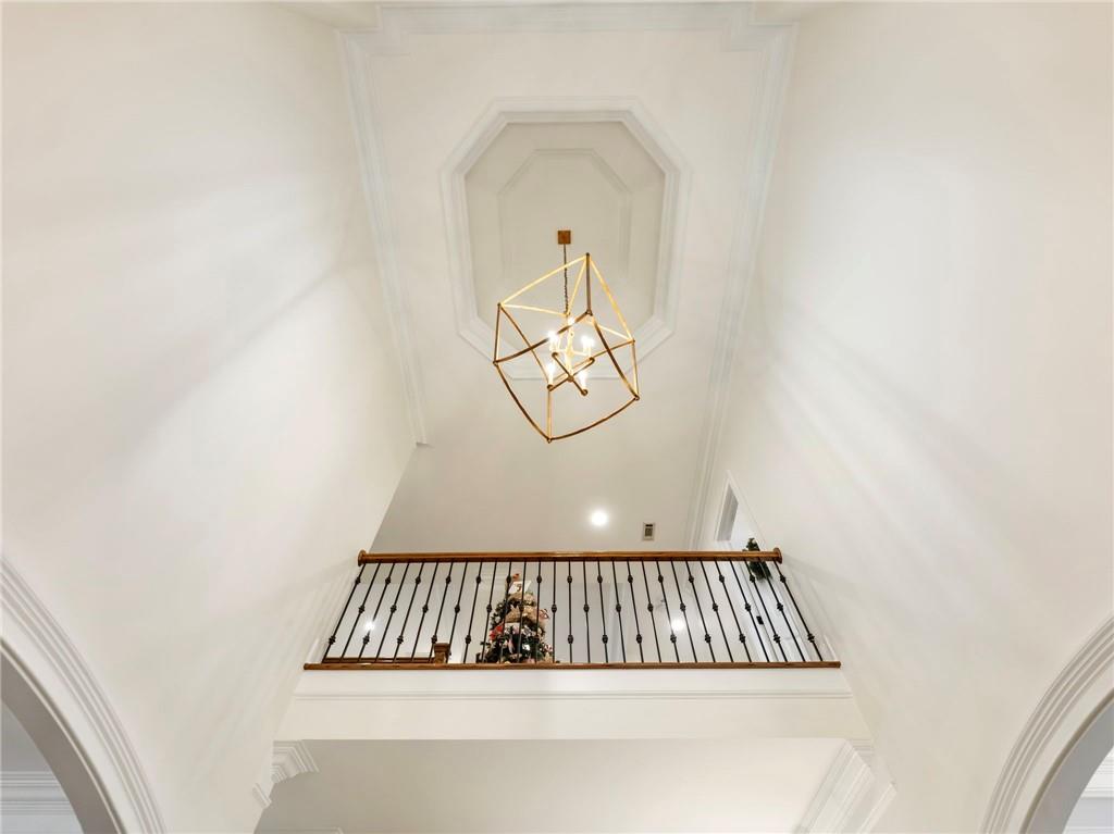 2202 Crimson King Drive