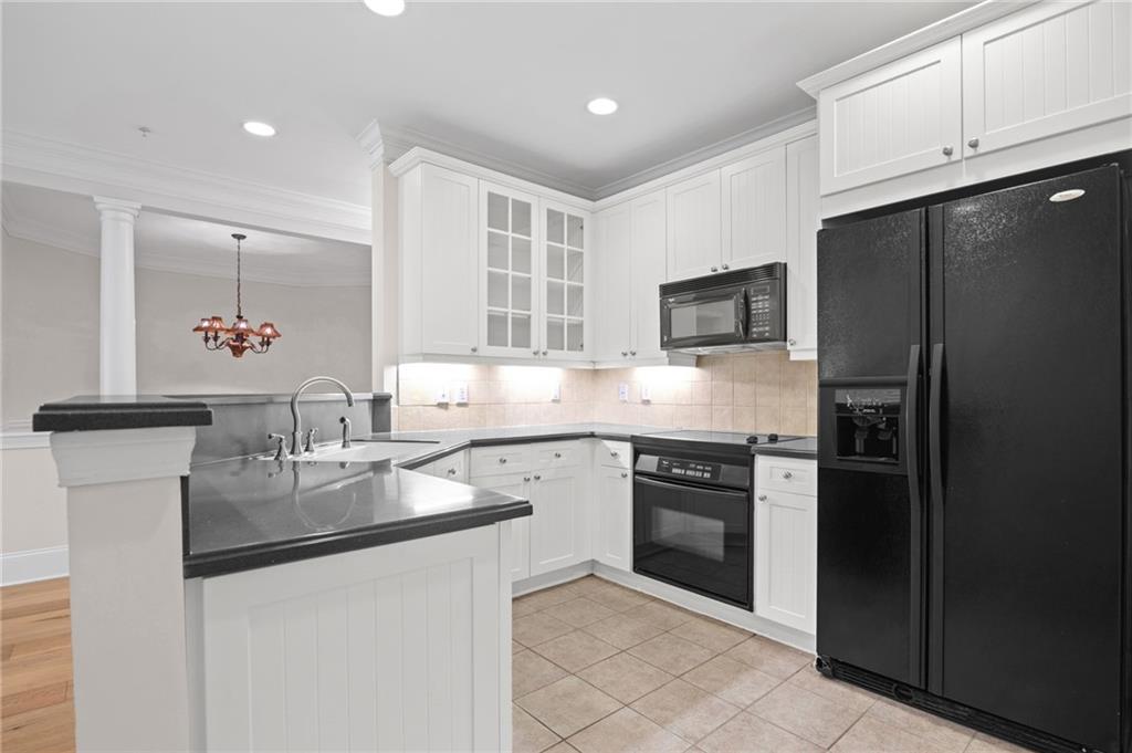 4100 Paces Walk SE 3203