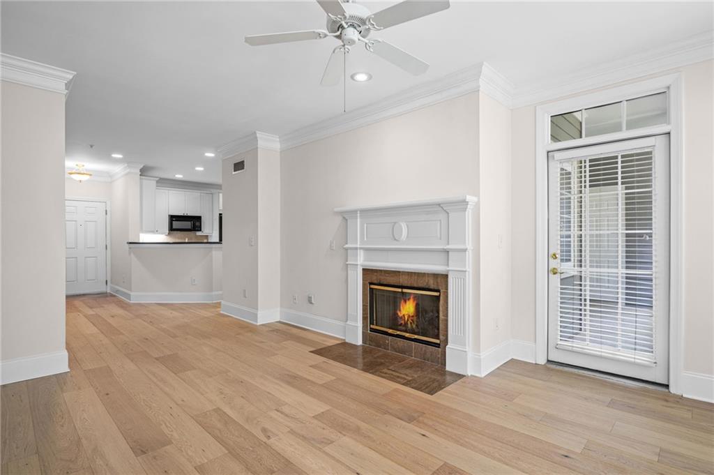 4100 Paces Walk SE 3203