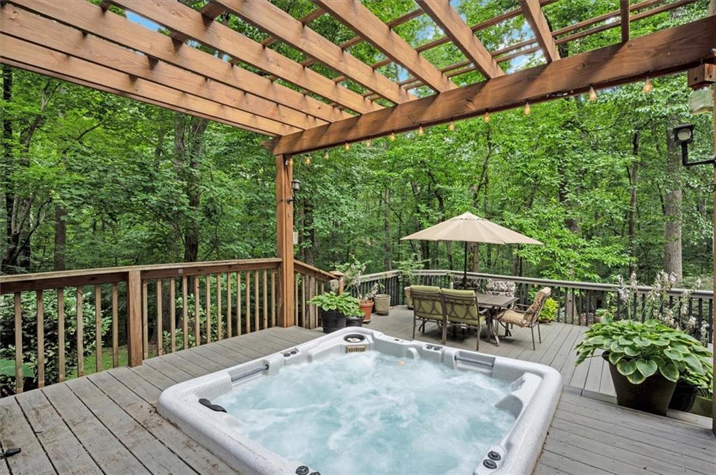 1170 Spring Oak Way