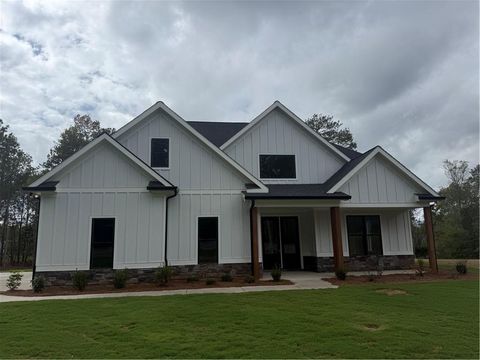1743 Darby Road Waleska GA 30183