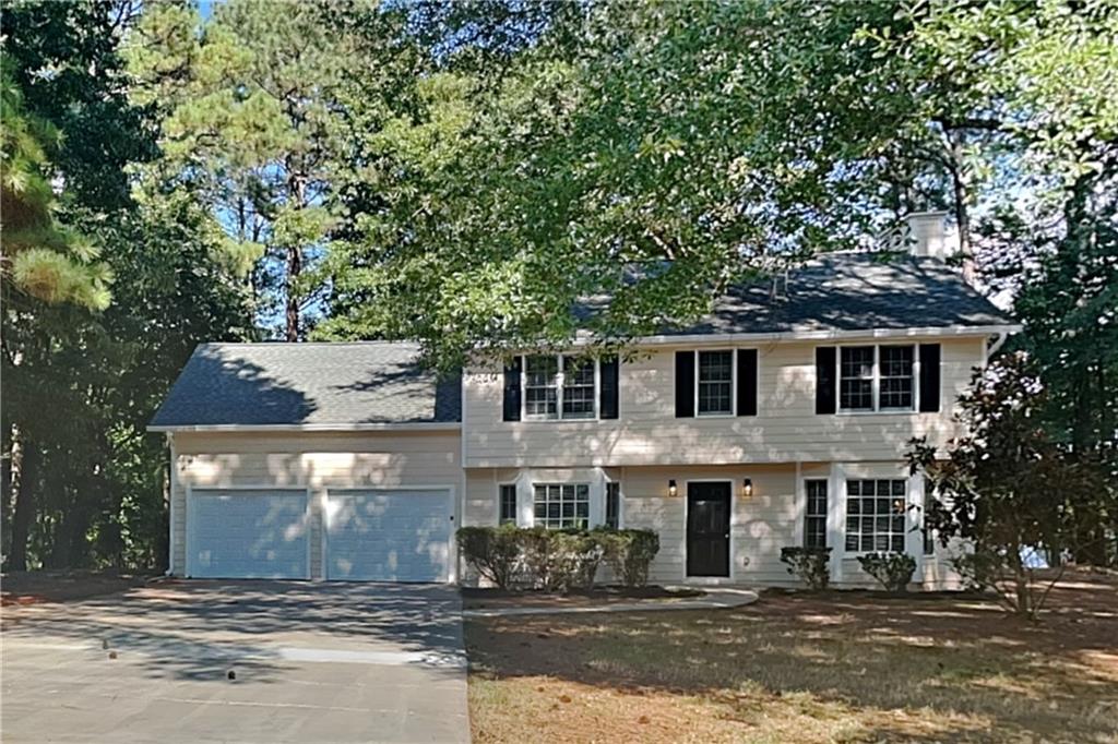 Charming 3 bed, 2.5 bath, 1,936 sqft home in Woodstock! Open kitchen concept with updated counters and a spacious living room. Primary suite with attached bathroom. Spacious backyard, great for gatherings! Pets accepted on a case by case basis. Additional admin fees apply. The Fireplace is decorative. Schedule your showing today! This home is as-is.
This home may be located within a Homeowners Association (HOA) community. If so, residents will be responsible for adhering to all HOA rules and regulations. Please contact your agent or landlord's agent for more information.