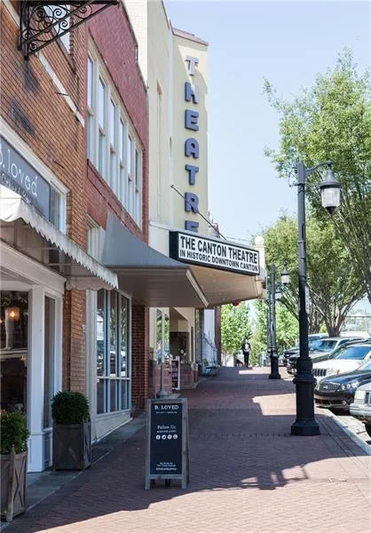 Canton, Georgia 30114, United States, 3 Bedrooms Bedrooms, ,3 BathroomsBathrooms,Residential,Pending,27759