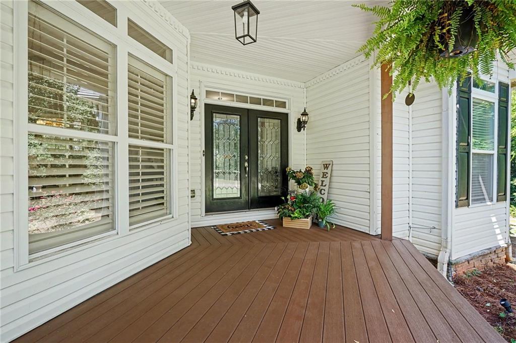 385 Primrose Lane