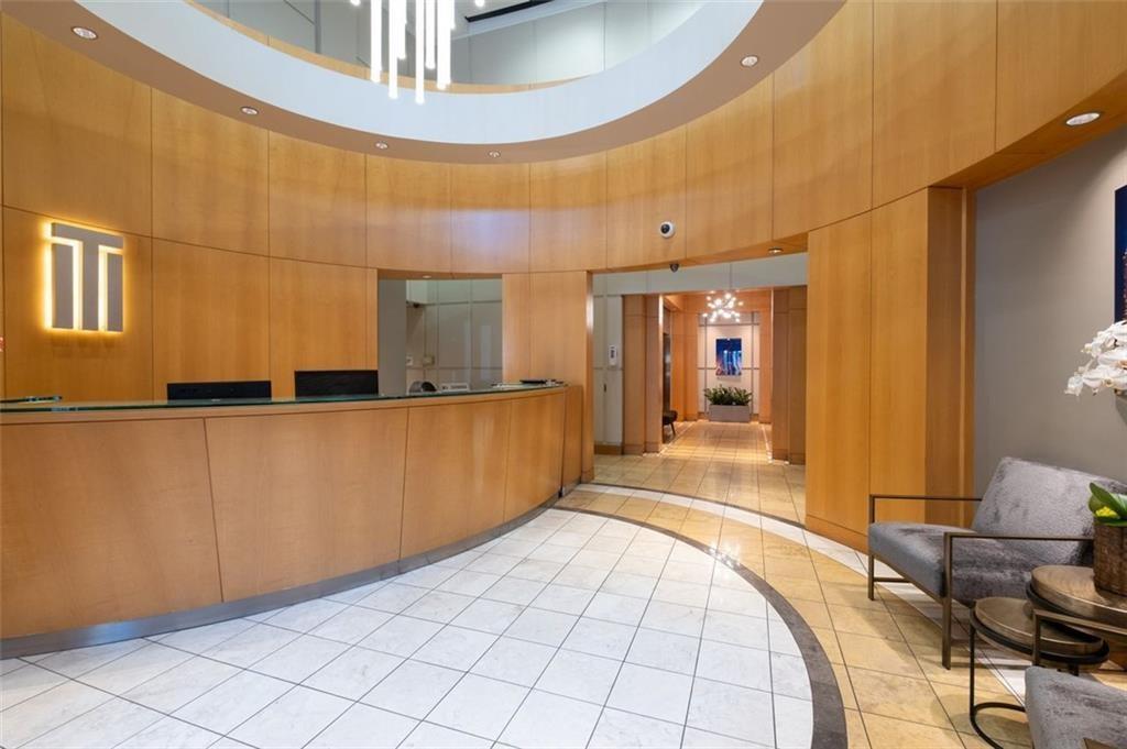 285 Centennial Olympic Park Drive NW 1606