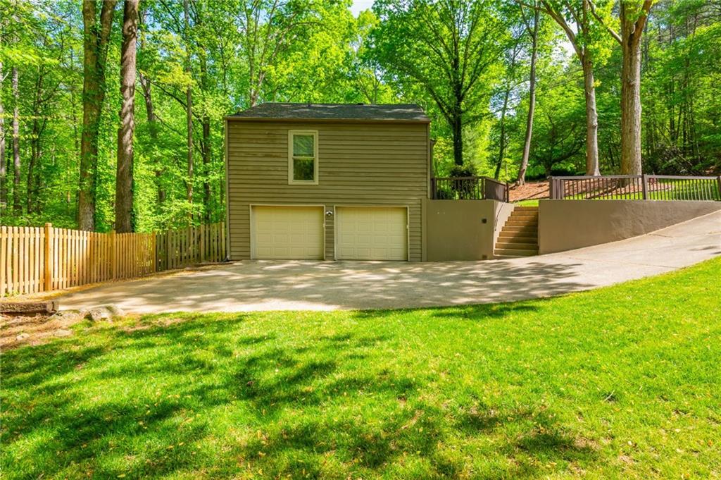 3925 Rock Mill Parkway, Marietta, Georgia image 3