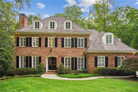Photo of 4555 Peachtree Dunwoody Road, Sandy Springs, GA 30342 (MLS # 7638443)