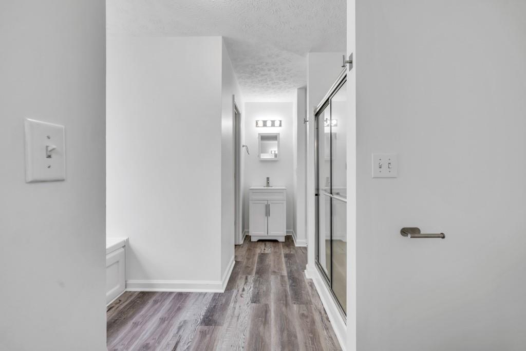 Canon Creek - Residential Lease