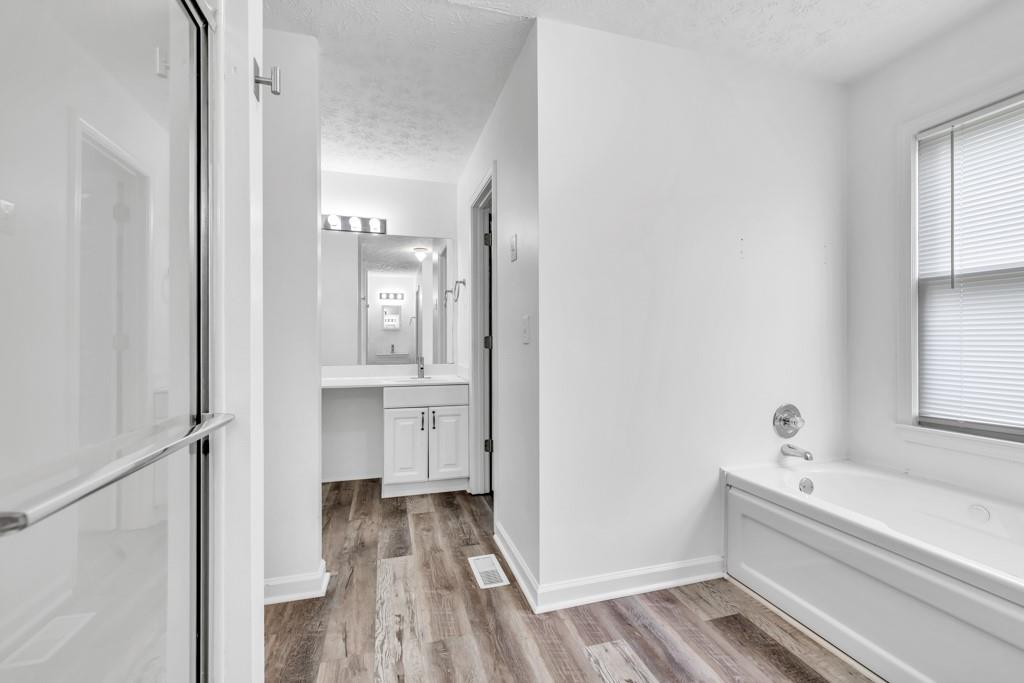 Canon Creek - Residential Lease