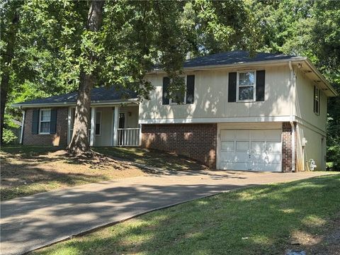 Photo of 5604 Meadowood Drive, Acworth, GA 30102 (MLS # 7774936)