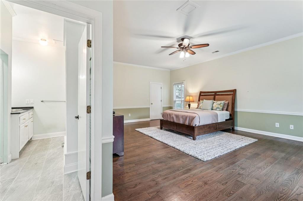ATLANTA COUNTRY CLUB - Residential