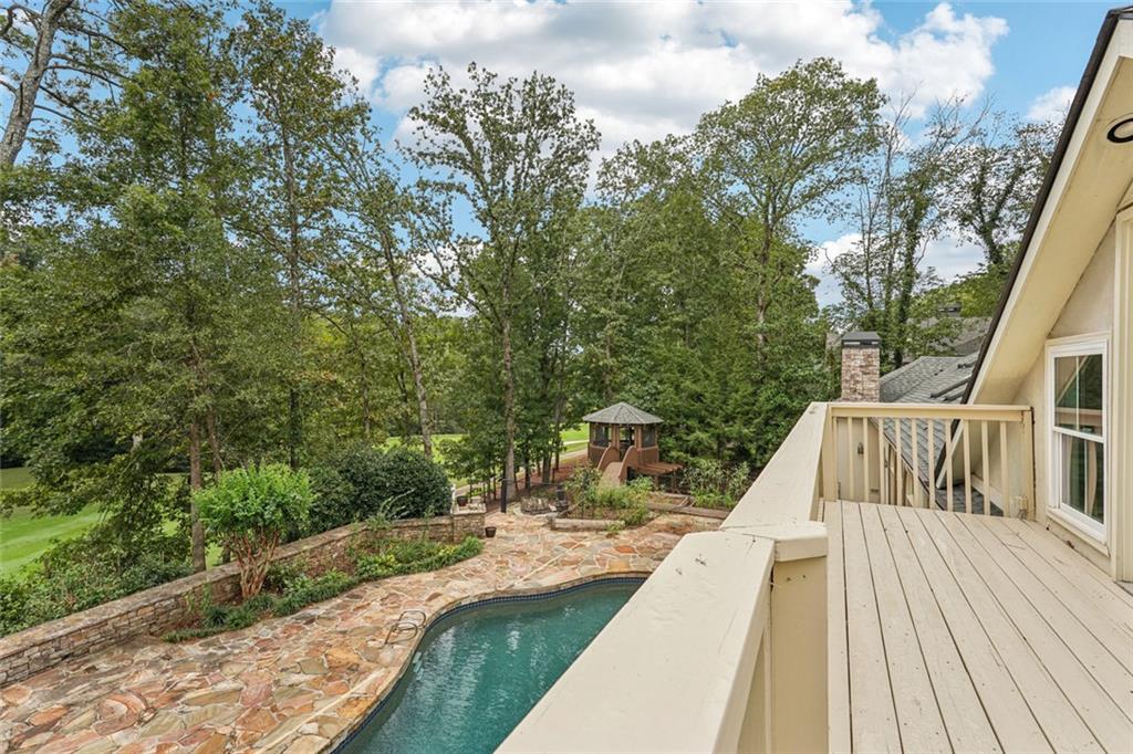 ATLANTA COUNTRY CLUB - Residential