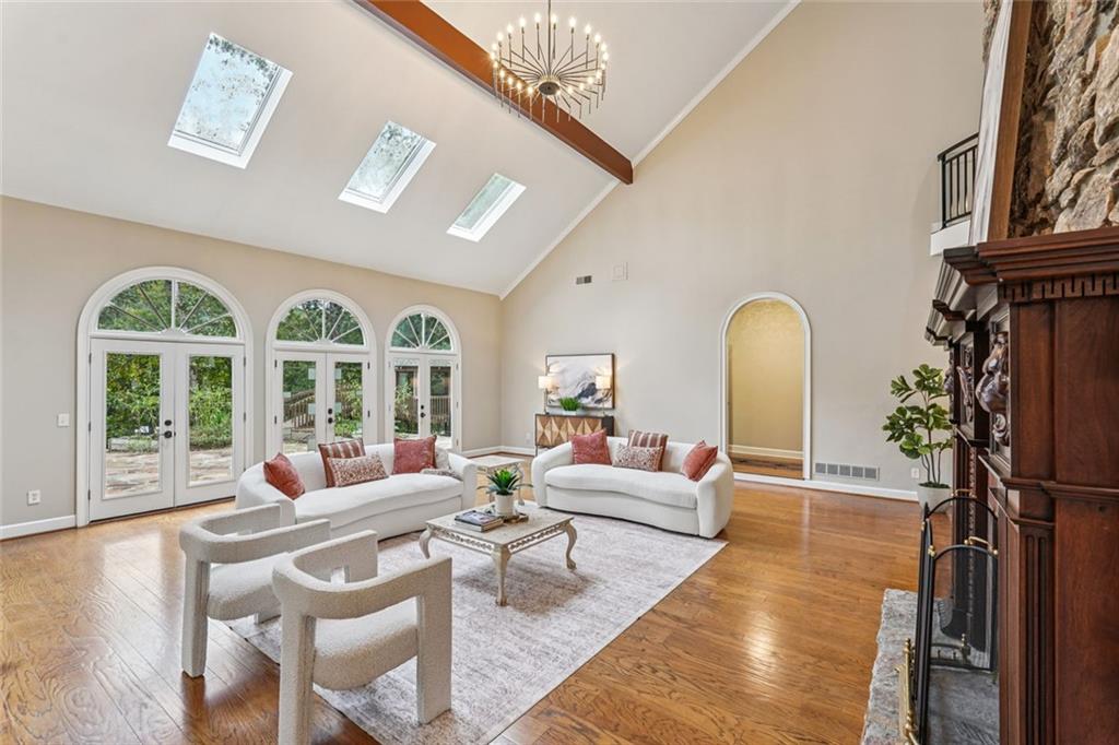 ATLANTA COUNTRY CLUB - Residential