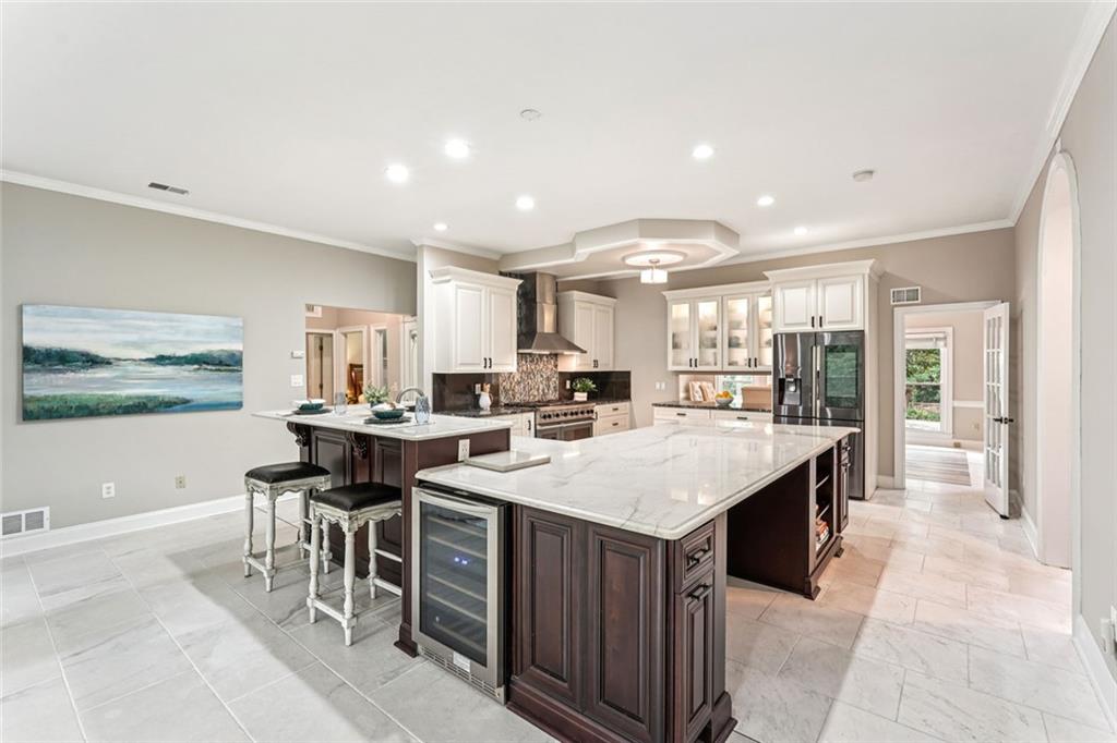 ATLANTA COUNTRY CLUB - Residential