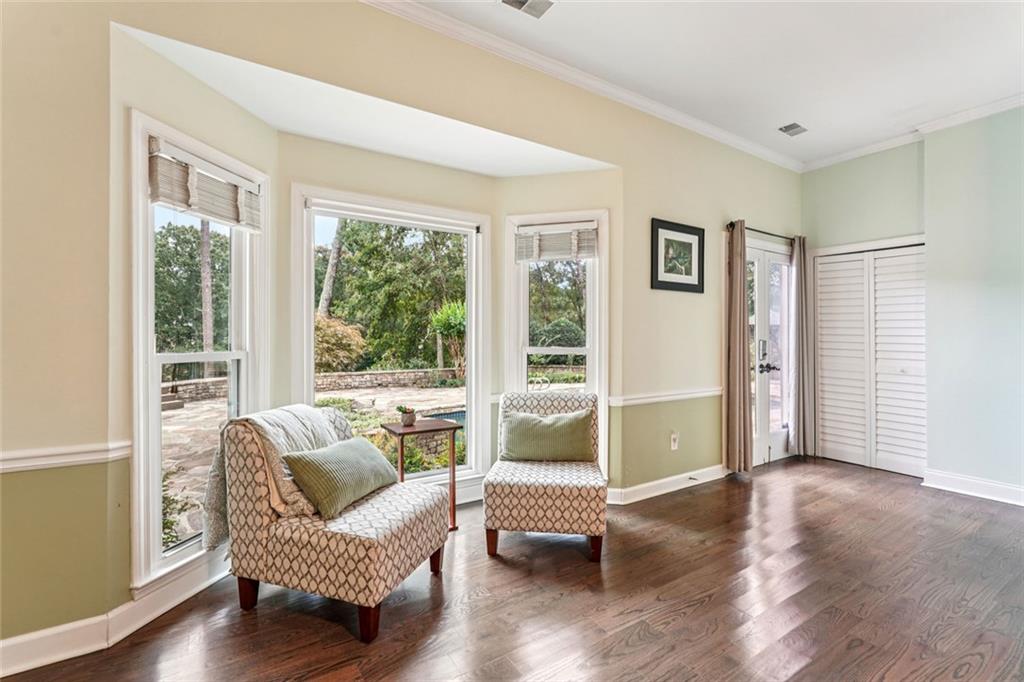 ATLANTA COUNTRY CLUB - Residential