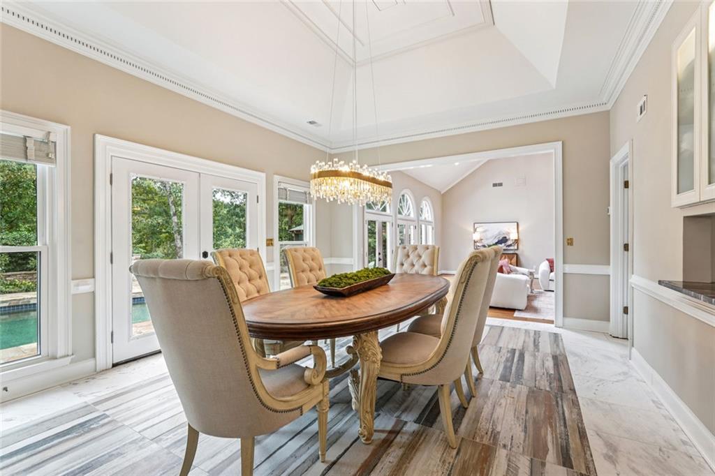 ATLANTA COUNTRY CLUB - Residential