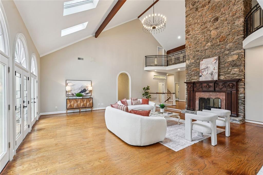 ATLANTA COUNTRY CLUB - Residential