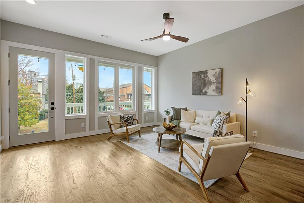 454 Connally Street SE