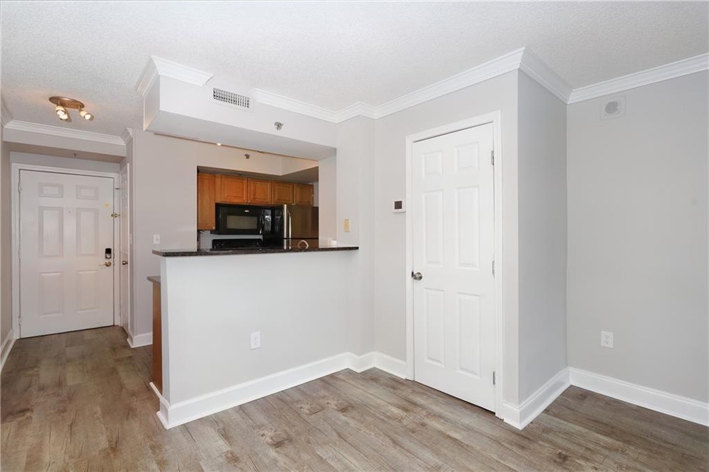 Welcome home to where convenience meets style! This gorgeous 1 bed 1 bath condo with amazing views, is now available for lease! Close to Hammond Park, The Perimeter, and Emory!
Beautifully updated with fresh neutral paint, laminate flooring, and modern light fixtures! Your all-electric kitchen comes equipped with granite countertops with generous counter space; all stainless steel appliances, and a Stacked Washer & Dryer!
The bedroom is generous in size with a spacious closet and a spa-like bathroom!
The views of this place are jaw-dropping! Your private balcony overlooks the city of Atlanta!
** Accepting Housing Vouchers **
***Amenities***
* Pool
* Concierge Services
* State of the Art Gym
Tour, fall in love, and apply today! Priced to lease quickly!