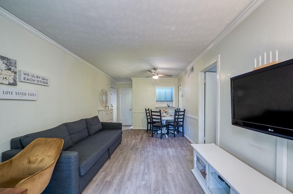 2805 NE Expressway NE B 16