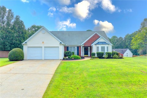 Homes For Sale - 5810 Tallantworth Crossing<br/> Cumming, GA 30040